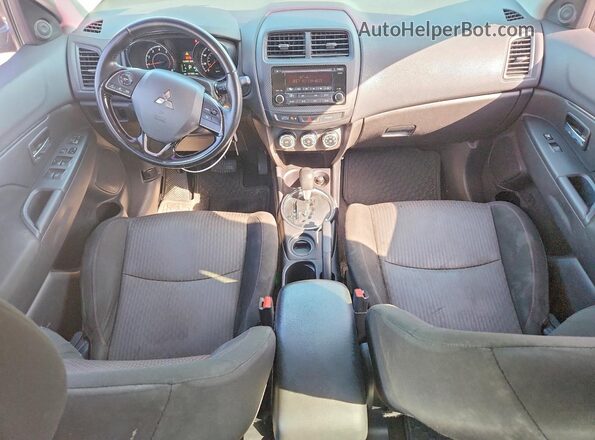 JA4AP3AU4HZ019784 2017 MITSUBISHI OUTLANDER Black Dashboard view