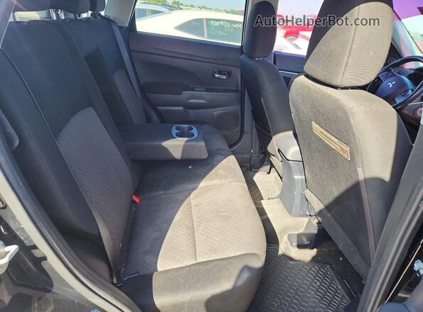 JA4AP3AU4HZ019784 2017 MITSUBISHI OUTLANDER Black Rear seats view