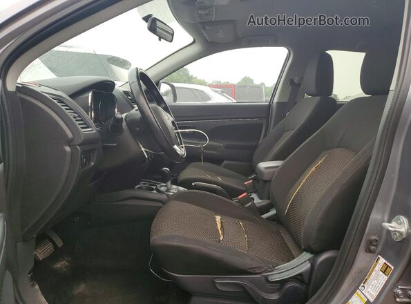 JA4AP3AU6GZ033166 2016 MITSUBISHI OUTLANDER Silver Widok wnętrza z przodu