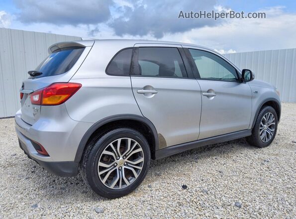 JA4AP3AU6JU007266 2018 MITSUBISHI OUTLANDER Silver Հետևի աջ