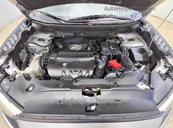 JA4AP3AU6JU007266 2018 MITSUBISHI OUTLANDER Silver Շարժիչի բաժամունքի տեսք