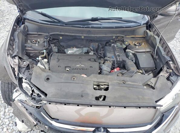 JA4AP3AU6JU023659 2018 MITSUBISHI OUTLANDER Tan Widok komory silnika
