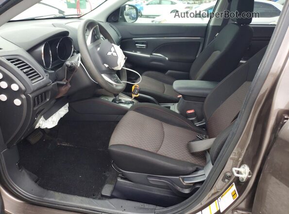 JA4AP3AU6JU023659 2018 MITSUBISHI OUTLANDER Tan Widok wnętrza z przodu