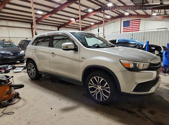 JA4AP3AU8KU020019 2019 MITSUBISHI OUTLANDER Silver Delantero derecho