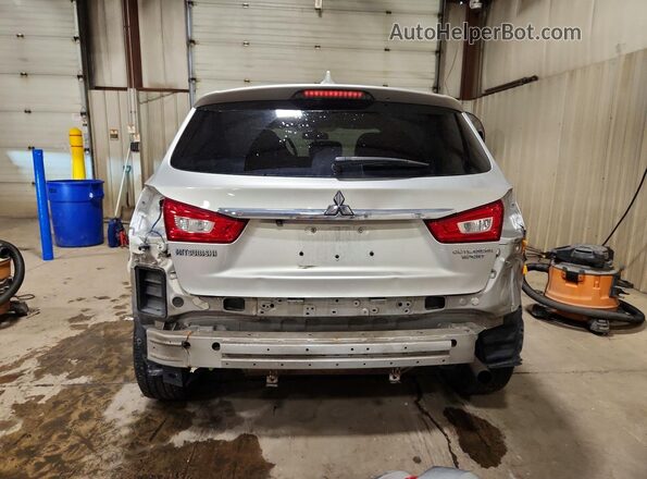 JA4AP3AU8KU020019 2019 MITSUBISHI OUTLANDER Silver Vista trasera