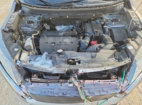 JA4AP3AU8LU020622 2020 MITSUBISHI OUTLANDER Gray Widok komory silnika