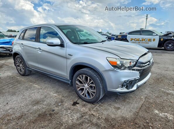 JA4AP3AU9JU025910 2018 MITSUBISHI OUTLANDER Silver Delantero derecho