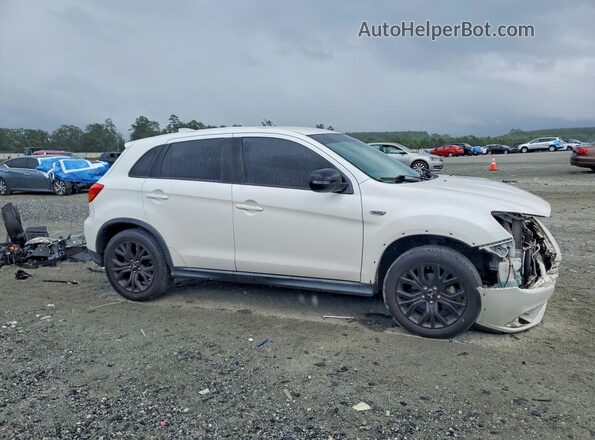JA4AP3AUXJZ027989 2018 MITSUBISHI OUTLANDER White Delantero derecho