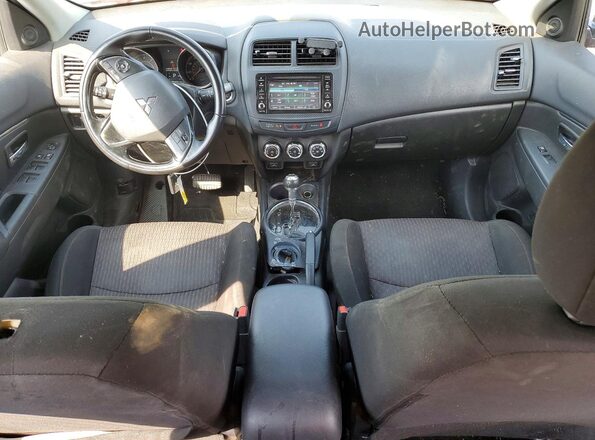 JA4AP3AW2HZ023432 2017 MITSUBISHI OUTLANDER Красный Вид панели приборов