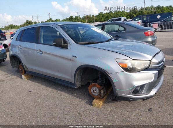 JA4AP3AW2JU015740 2018 MITSUBISHI OUTLANDER SPORT Silver Вид спереду