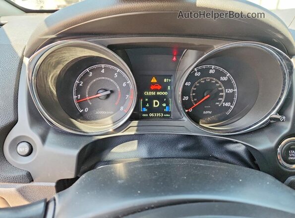JA4AP3AW4HZ043889 2017 MITSUBISHI OUTLANDER Silver ხელსაწყოთა პანელის ხედი
