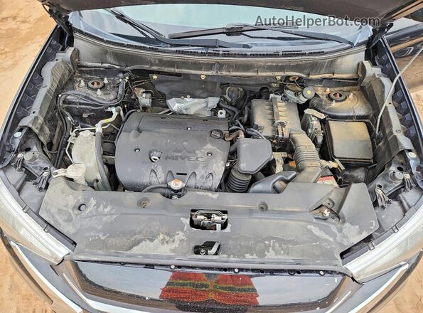JA4AP3AW5JU012167 2018 MITSUBISHI OUTLANDER Black ძრავის განყოფილების ხედი