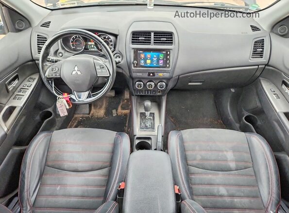 JA4AP3AW5JU012167 2018 MITSUBISHI OUTLANDER Black წინა პანელის ხედი