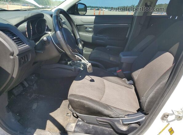 JA4AP3AW6HZ066431 2017 MITSUBISHI OUTLANDER White წინა სალონის ხედი