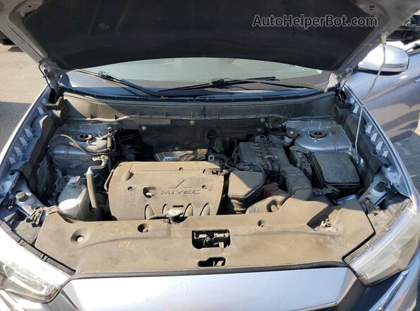 JA4AP3AW7HZ019599 2017 MITSUBISHI OUTLANDER Silver Вид підкапотного простору