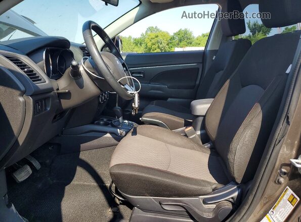 JA4AP3AW7HZ030120 2017 MITSUBISHI OUTLANDER Tan წინა სალონის ხედი