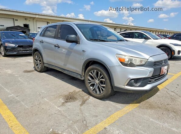 JA4AP3AWXHZ048241 2017 MITSUBISHI OUTLANDER Silver Դիմացի տեսք