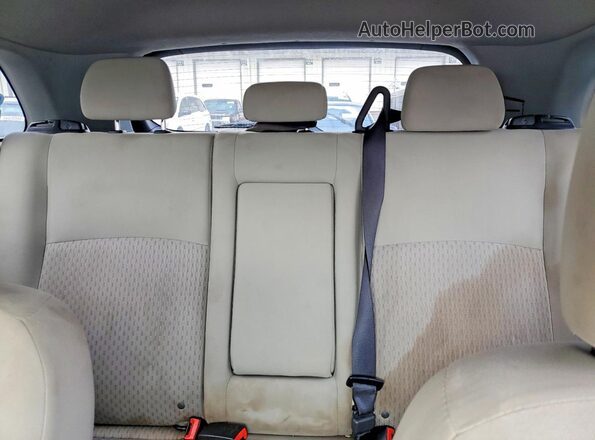 JA4AP3AWXHZ048241 2017 MITSUBISHI OUTLANDER Silver Սալոնի հետևի տեսք