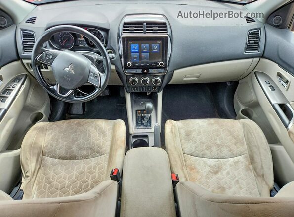 JA4AP4AU1LU017633 2020 MITSUBISHI OUTLANDER Red Vista del salpicadero