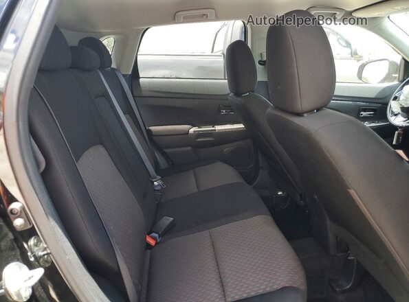 JA4AP4AU4KU014644 2019 MITSUBISHI OUTLANDER Серебряный Вид задних сидений