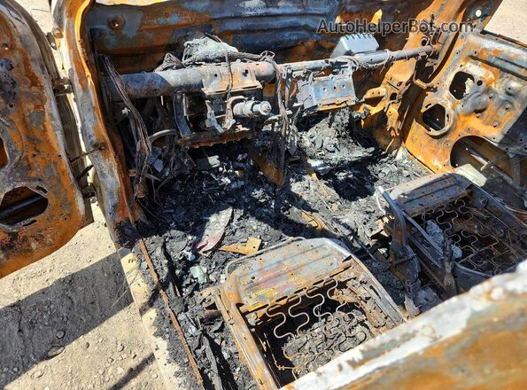 JA4APUAU1MU035700 2021 MITSUBISHI OUTLANDER Burn წინა პანელის ხედი