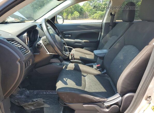 JA4APVAU2MU017812 2021 MITSUBISHI OUTLANDER Silver Սալոնի դիմացի տեսք