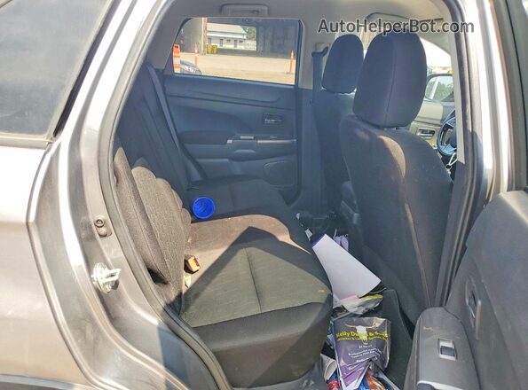 JA4APVAU5MU022597 2021 MITSUBISHI OUTLANDER Charcoal Vista de los asientos traseros