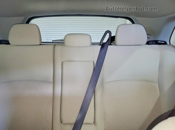JA4AR3AWXHZ043650 2017 MITSUBISHI OUTLANDER Gray Vista de los asientos traseros