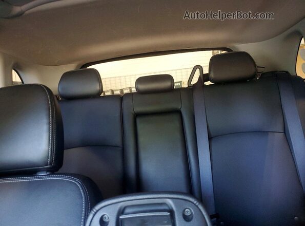 JA4AR4AW0JZ028523 2018 MITSUBISHI OUTLANDER Gray Հետևի նստատեղերի տեսք