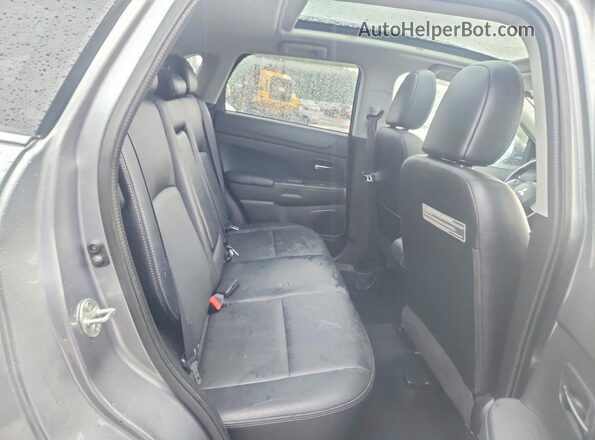 JA4AR4AW5GZ023603 2016 MITSUBISHI OUTLANDER Серебряный Вид задней части салона