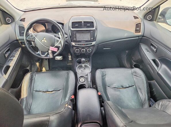 JA4AR4AW5HZ019956 2017 MITSUBISHI OUTLANDER Серый Вид панели приборов