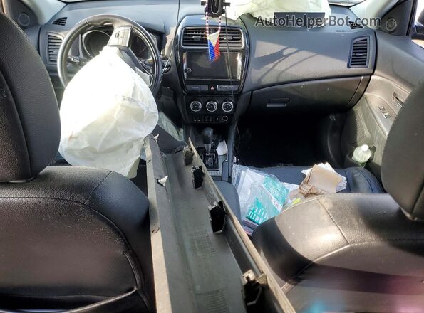 JA4AR4AW8JU024698 2018 MITSUBISHI OUTLANDER Black Вид панелі приладів