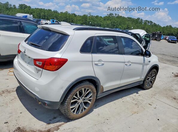 JA4AR4AWXHZ018432 2017 MITSUBISHI OUTLANDER White Rear right