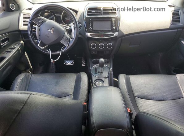 JA4AR4AWXHZ018432 2017 MITSUBISHI OUTLANDER White Dashboard view