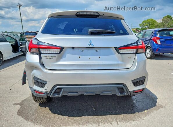 JA4ARUAU4MU014723 2021 MITSUBISHI OUTLANDER Silver Вид ззаду