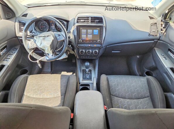 JA4ARUAU4MU014723 2021 MITSUBISHI OUTLANDER Silver Вид панелі приладів