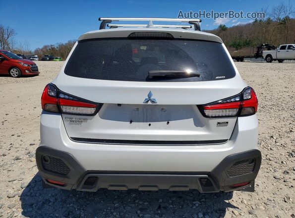 JA4ARUAU5RU005066 2024 MITSUBISHI OUTLANDER White Vista trasera