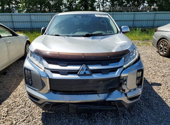 JA4ARUAU6MU030924 2021 MITSUBISHI OUTLANDER Silver Դիմացի տեսք