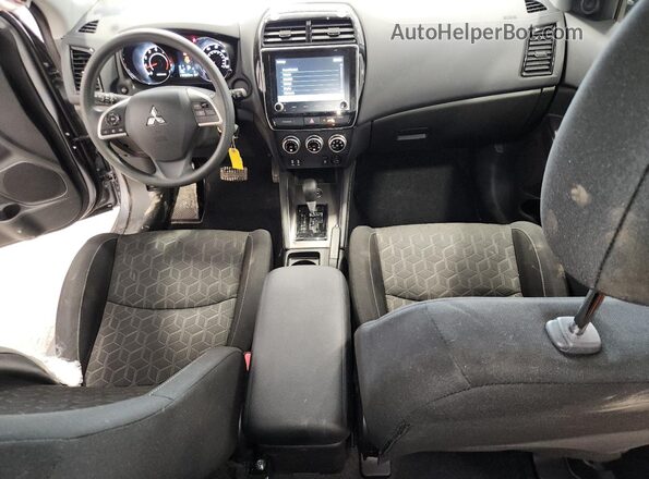 JA4ARUAU7TU003231 2026 MITSUBISHI OUTLANDER Gray 
