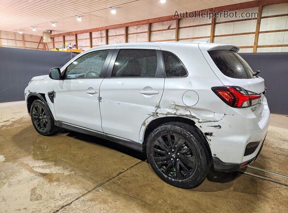 JA4ARUAU7TU005609 2026 MITSUBISHI OUTLANDER Белый Задняя левая четверть