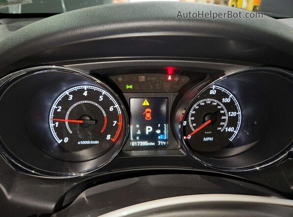 JA4ARUAU7TU005609 2026 MITSUBISHI OUTLANDER Белый Вид щитка приборов