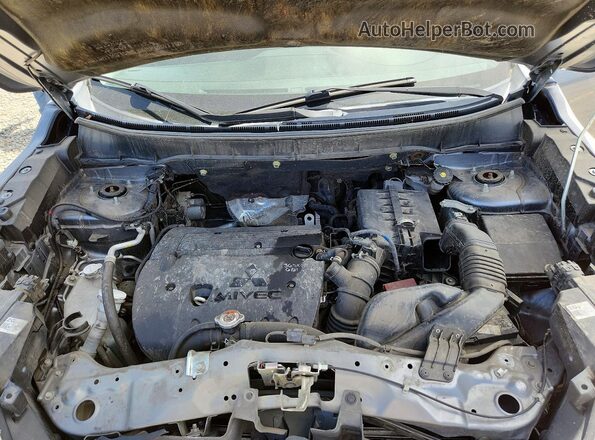 JA4ARUAU8MU022467 2021 MITSUBISHI OUTLANDER Silver Շարժիչի բաժամունքի տեսք