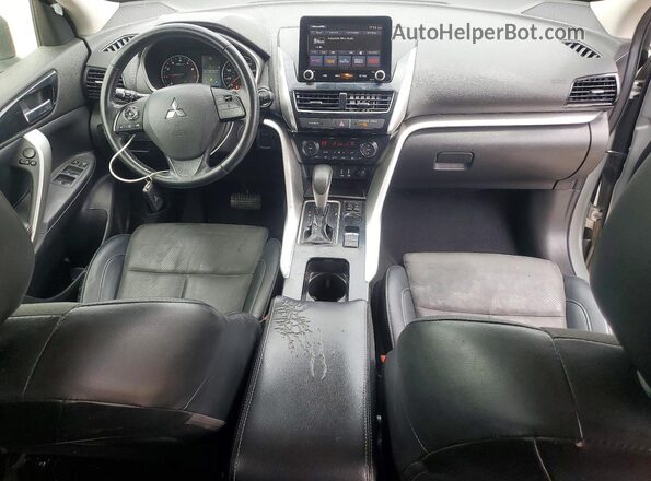 JA4ASWAA6NZ056420 2022 MITSUBISHI ECLIPSE Silver Widok deski rozdzielczej