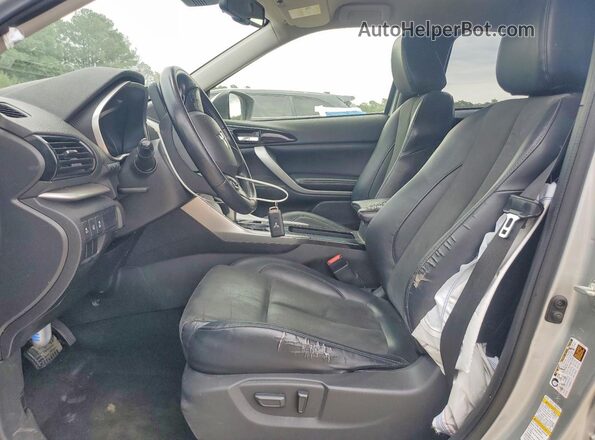 JA4ASWAA6NZ056420 2022 MITSUBISHI ECLIPSE Silver Widok wnętrza z przodu