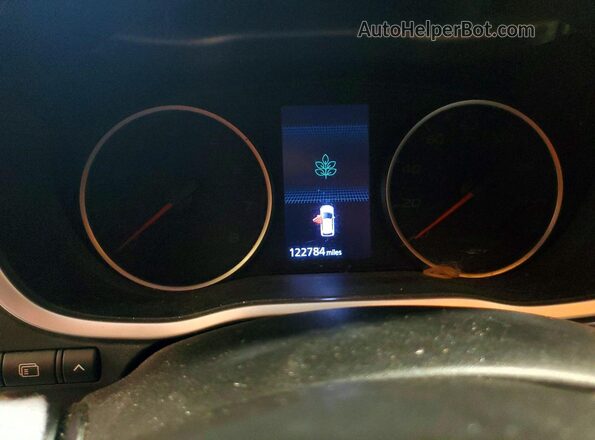 JA4AT5AA5JZ040355 2018 MITSUBISHI ECLIPSE Серебряный Вид щитка приборов