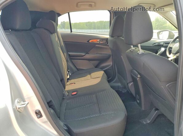 JA4ATVAA9RZ067666 2024 MITSUBISHI ECLIPSE Silver Вид задньої частини салону