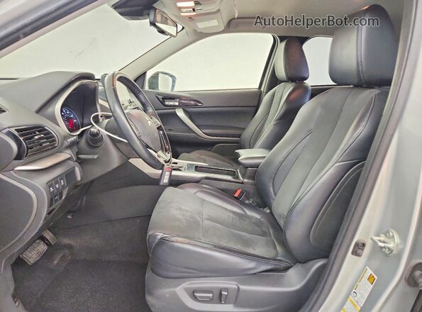 JA4ATWAA3RZ062940 2024 MITSUBISHI ECLIPSE Silver წინა სალონის ხედი