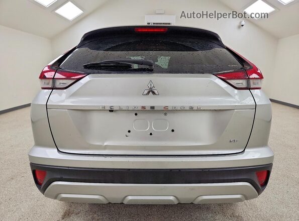 JA4ATWAA3RZ062940 2024 MITSUBISHI ECLIPSE Silver უკანა ხედი