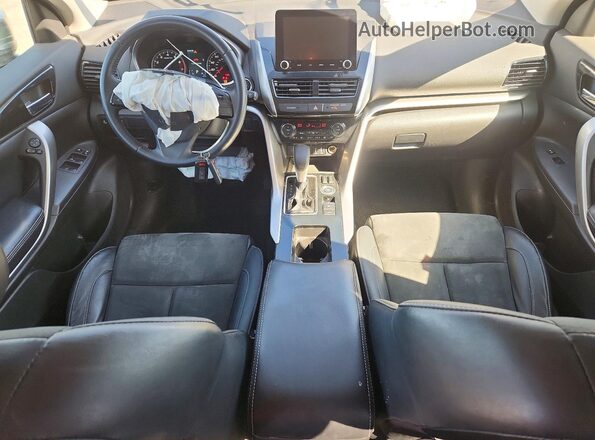 JA4ATWAA4NZ005477 2022 MITSUBISHI ECLIPSE Silver Առջևի վահանակի տեսք
