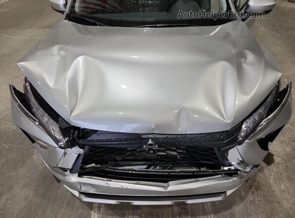 JA4ATWAA4TZ027833 2026 MITSUBISHI ECLIPSE Silver Widok wnętrza 360 stopni